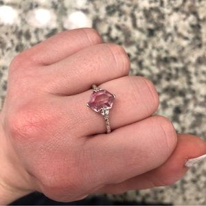 NWT Fragrant Jewels Beautiful Ring